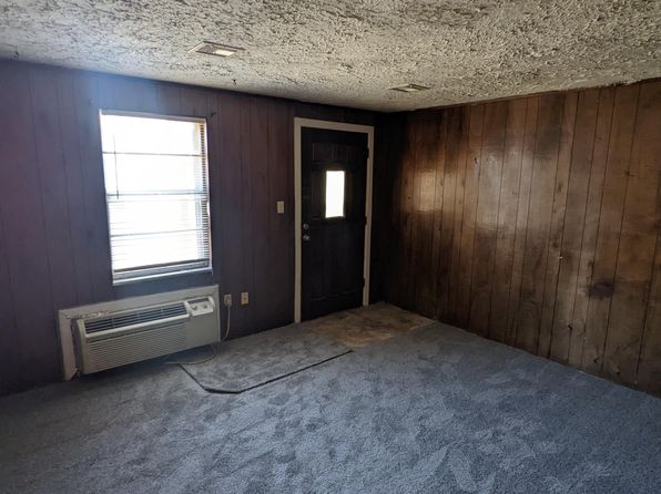 2136 W Irving, 2136 W Irving St, Wichita, KS 67213
