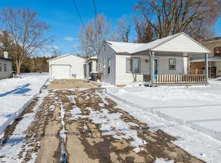 8208 Slater Ave, Racine, WI 53406