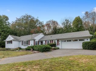 4 Wood St, Groveland, MA 01834
