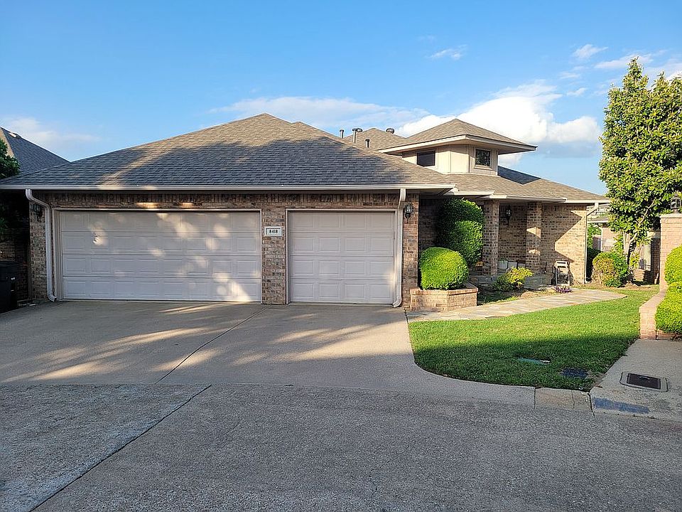 1st image of 8418 Golf Club Cir