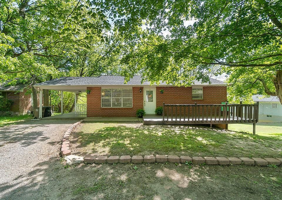 1st image of 323 E Cape Rock Dr