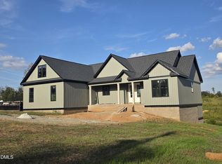 2837 Faucette Ln, Burlington, NC 27217