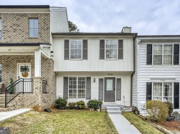 3588 Kennesaw Station Dr NW, Kennesaw, GA 30144