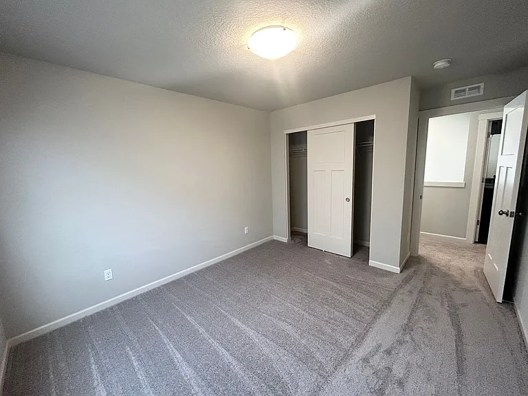 31482 NW Turel Dr — Photo 10