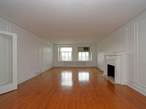 3rd image of 3900 Rose Hill Ave Unit 501A