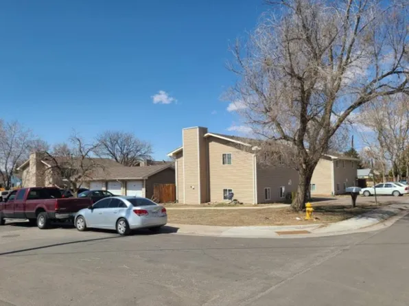 Holly Gardens Apartments