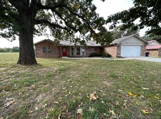 1 Dove Tree Rd, Wewoka, OK 74884