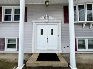 15 Palm Blvd N, Warwick, RI 02888