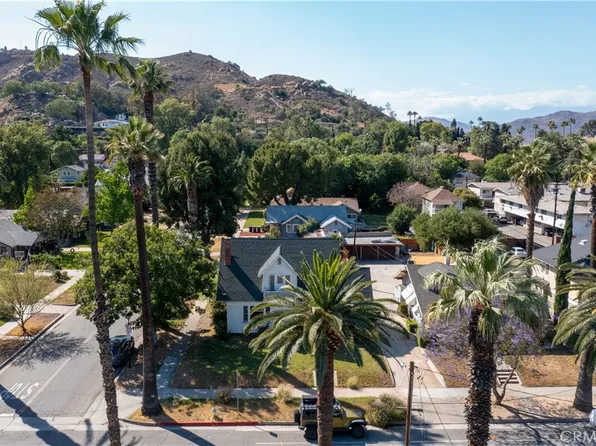 3893 Pine St, Riverside, CA 92501