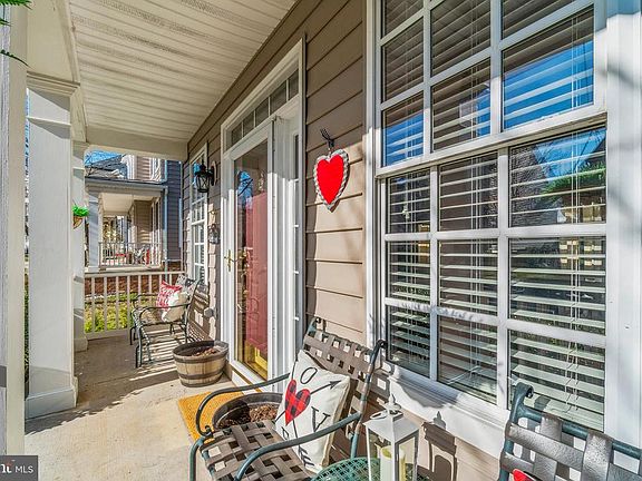 Spacious Front Porch