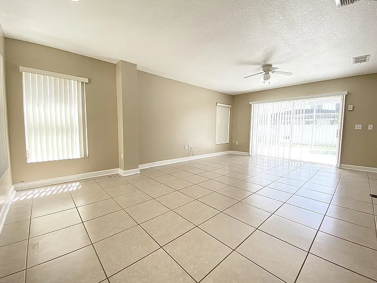 4454 Great Harbor Ln — Photo 4