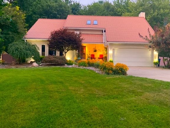 2nd image of 391 Centennial Dr