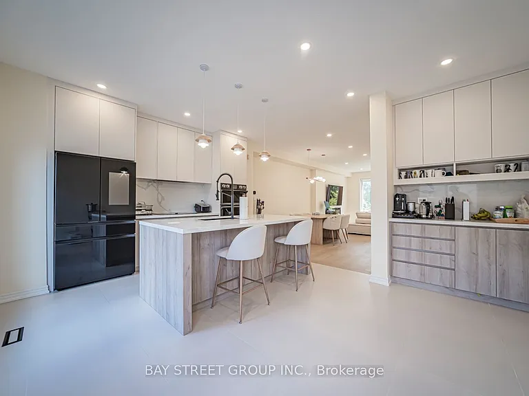 16 Dahlia Rd — Photo 13