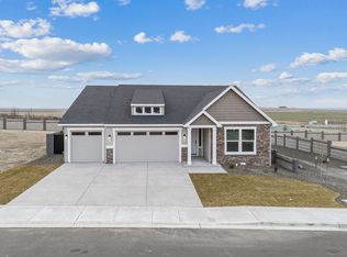 7956 Lennox St, West Richland, WA