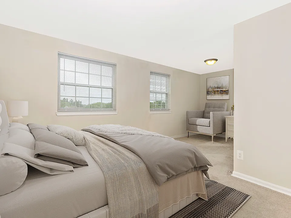 Luxurious Bedroom | Apartments in Hyattsville, MD | Landmark Apartments