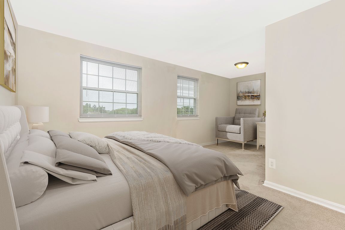 Luxurious Bedroom | Apartments in Hyattsville, MD | Landmark Apartments