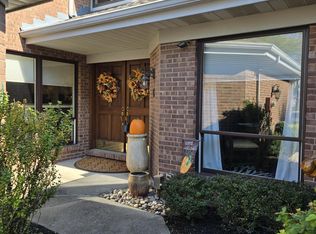 13 Fairway Dr, Southgate, KY 41071