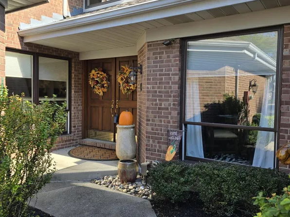 13 Fairway Dr, Southgate, KY 41071