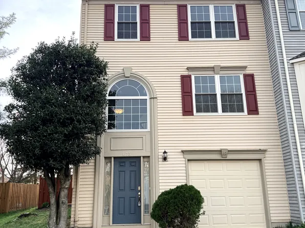 875 Tall Oaks Sq SE, Leesburg, VA 20175