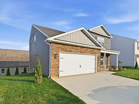 2nd image of 1308 Carrberry Ct