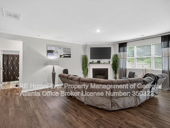 5th image of 4842 Layton Dr