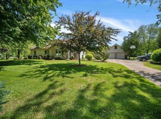 6204 Butt Rd, Fort Wayne, IN 46818