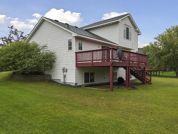 4th image of 5424 Kings Cir N