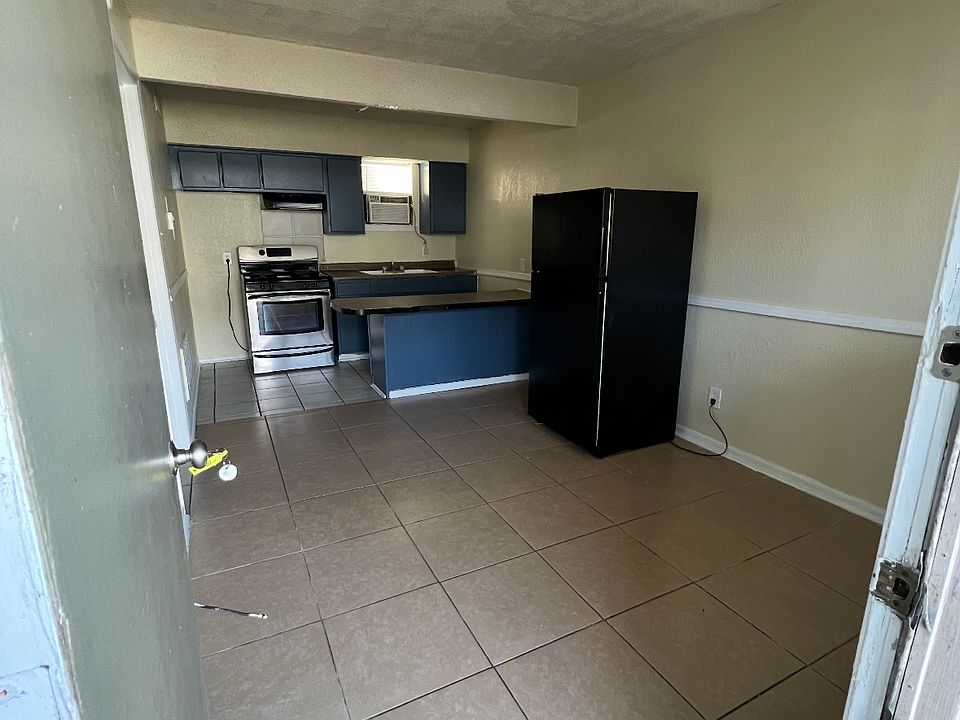 1st image of 123-1601 E Central Texas Expy #101