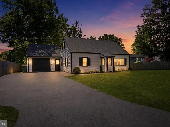340 W Broad St, Hatfield, PA 19440
