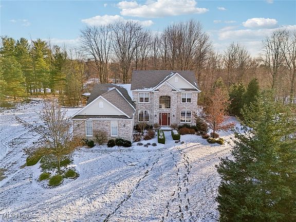 2nd image of 9325 Chesapeake Dr
