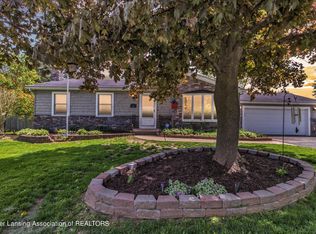 5934 Montebello Ave, Haslett, MI 48840