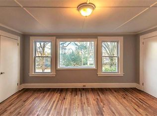 408 Grove St #2, Montclair, NJ 07043