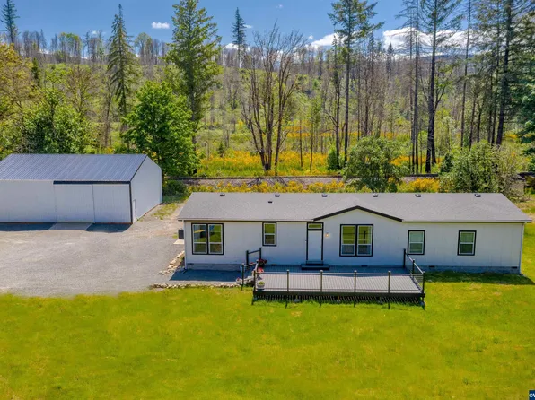 47126 E Lyons Mill City Dr, Lyons, OR 97358