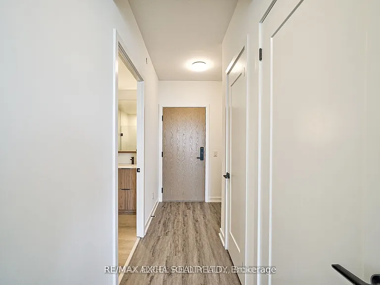 5 Defries St #3402 — Photo 6