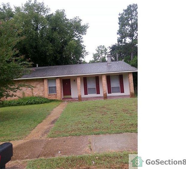 1st image of 6108 Pinebrook Dr