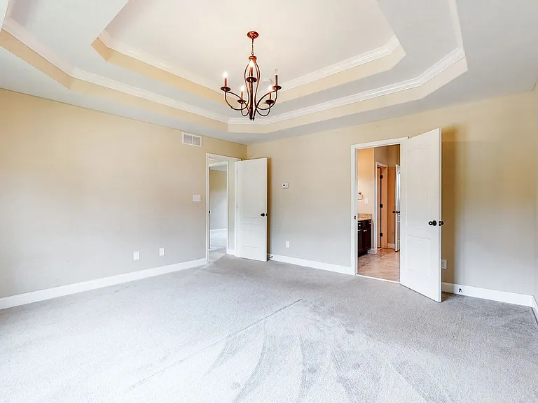 802 Urton Woods Way — Photo 9