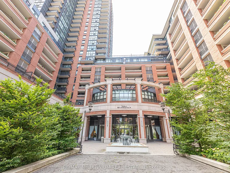 830 Lawrence Ave W #334 — Photo 5