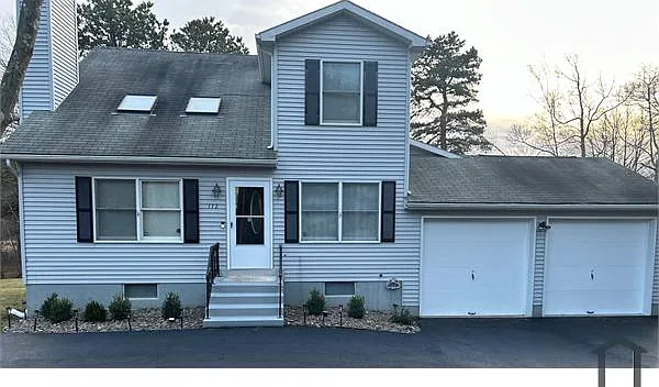 112 Island Dr — Photo 1
