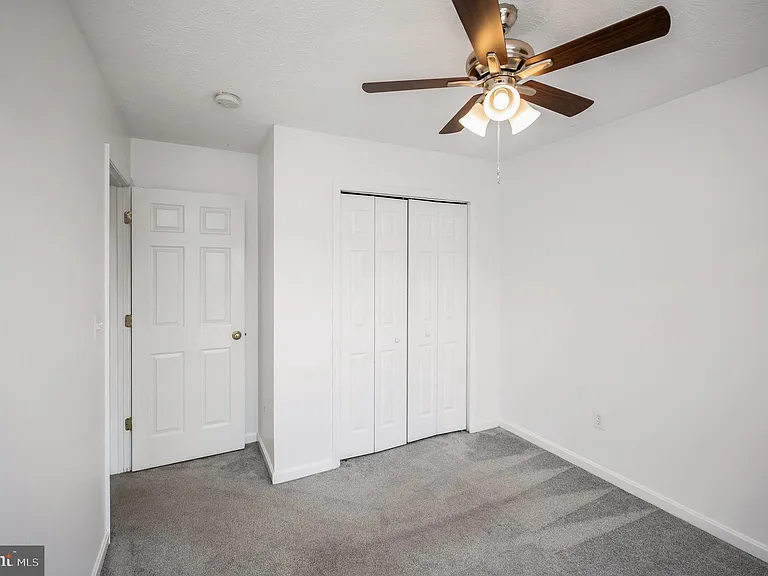 104 Stingray Ct — Photo 24