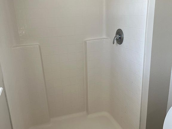 4th image of 13957 Econ Woods Ln