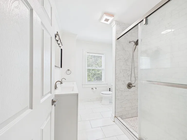 511 Harrison St — Photo 17
