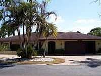 1st image of 2424 Lake Shore Dr