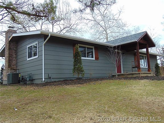 3rd image of 213 Cliff Dr