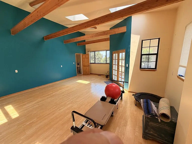 700 Solano Dr SE — Photo 38