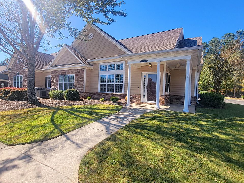 1st image of 3001 Amberley Dr