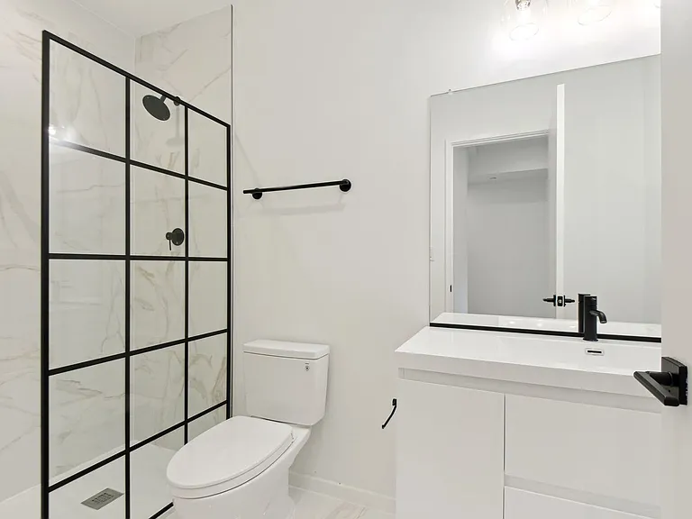 424 M St NW #2 — Photo 14