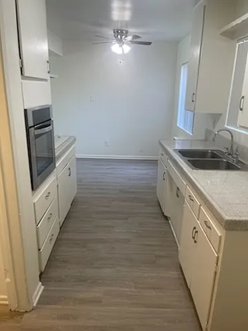 2232 E Lenita Ln #B — Photo 4
