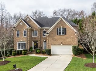 11650 Stonebriar Dr, Charlotte, NC 28277