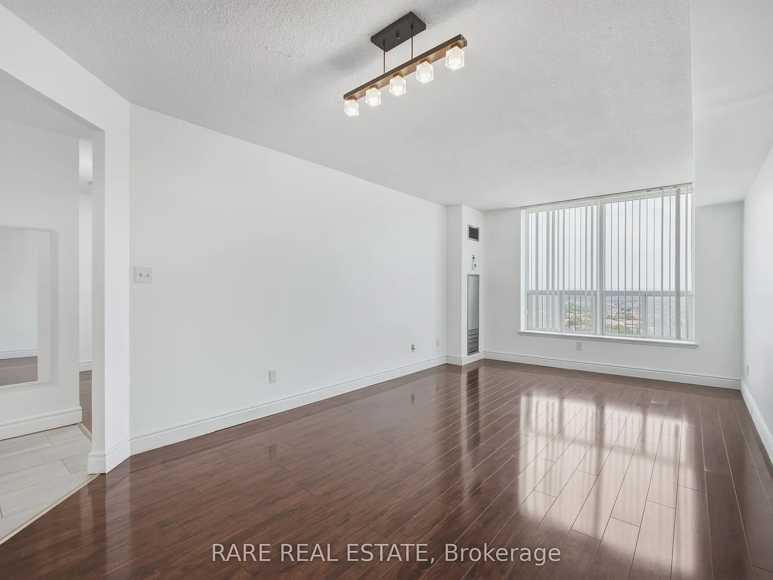 2 bed, $2,500 — Photo 4
