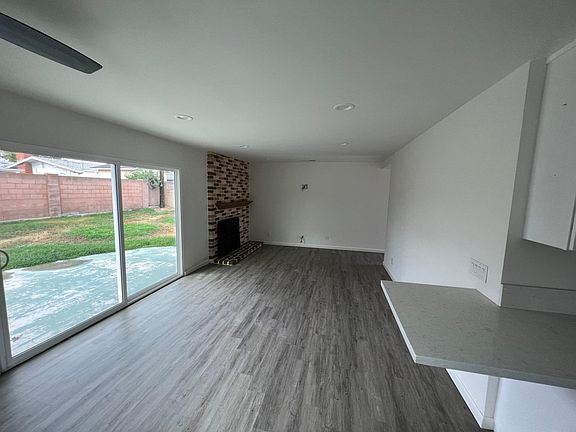 3rd image of 8741 Harrison Way